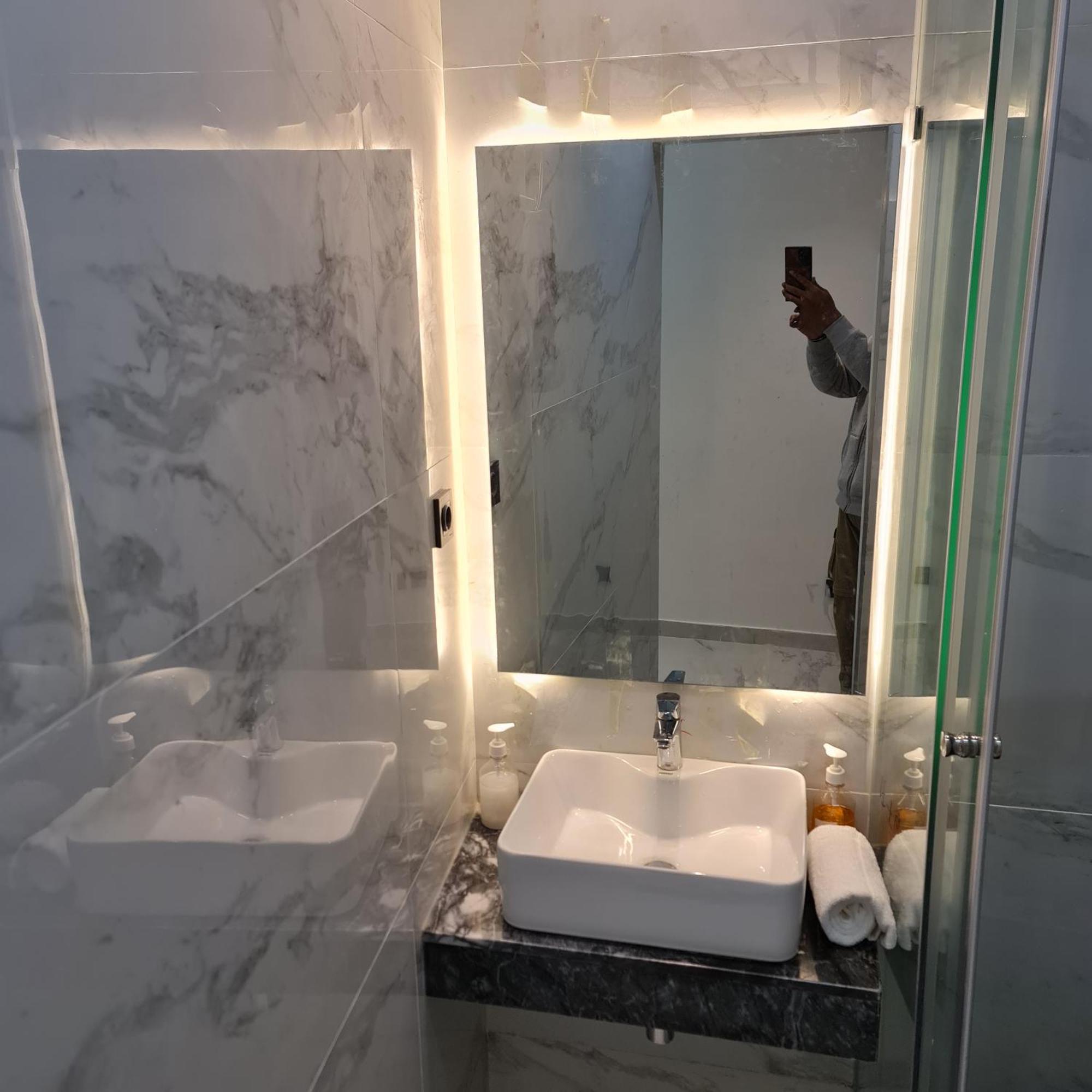 White Garden Hotel Мапуту Экстерьер фото